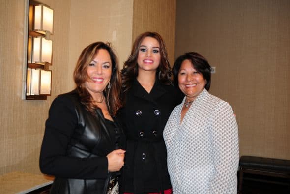 La dominicana se ha ido para arriba, logrando impresionar al difícil jurado y público. Muchos creen que ella podría coronarse como la nueva reina. ¿Lo logrará? Mira cómo ha sido su paso a lo largo de la competencia.