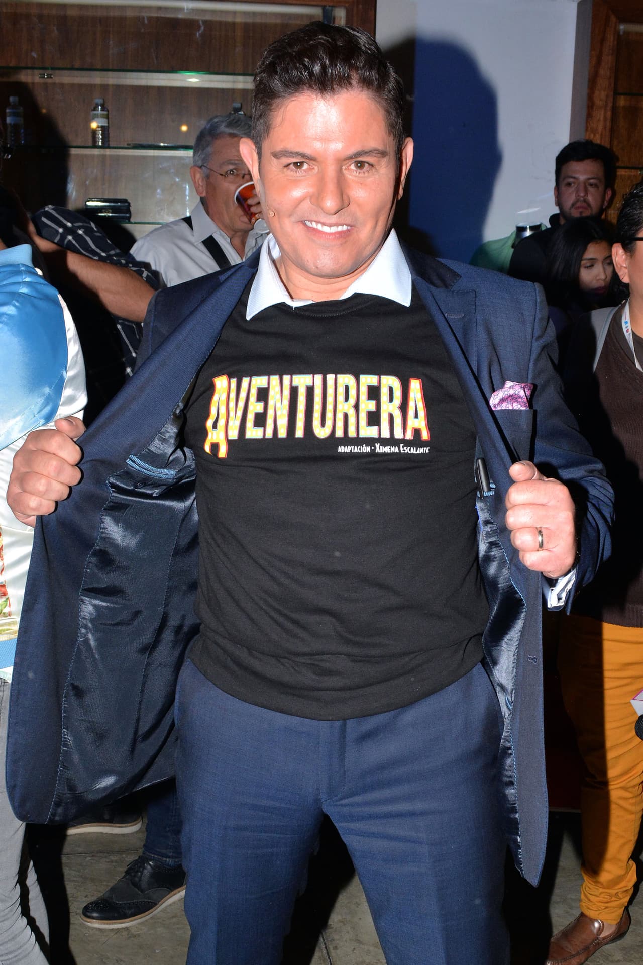 Ernesto Laguardia también es parte del reparto.