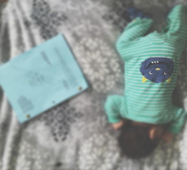 Es tan feliz que subió esta foto a su cuenta de Instagram para presentar a su primogénito: "Amo a este cachorrillo". La imagen alcanzó más de los 64K likes.