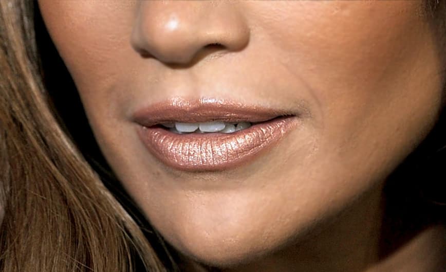 Ahora te mostramos los labios de una diva neoyorkina, que tiene pura sangre latina... ¿sabes de quién se trata?