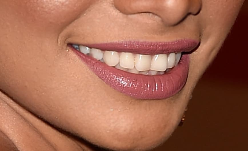 Ella también fue Nuestra Belleza Latina y además protagonizó un video con Pitbull y Chris Brown, ¿ya adivinaste?