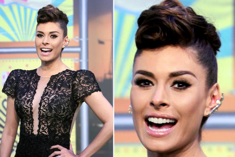 Los peinados con el cabello recogido nunca pasan de moda, prueba de ello es este que lució Galilea Montijo el año pasado. Para este sí te recomendamos tener mucha paciencia y tiempo para lograr algo así.