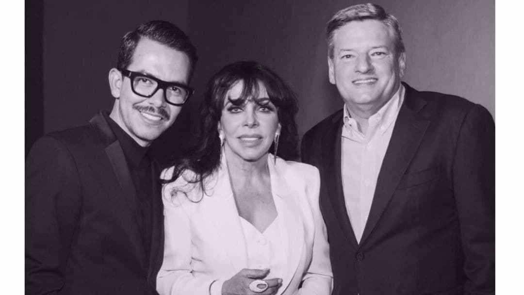 Serie en la que participa Verónica Castro sufre discriminación por un beso homosexual