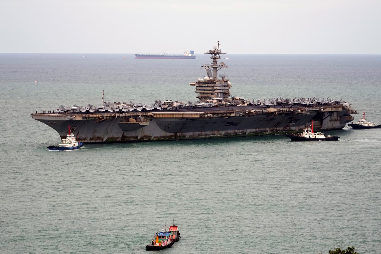 Ocho intentos de suicidio fueron registrados entre marinos del USS Abraham Lincoln durante su despliegue