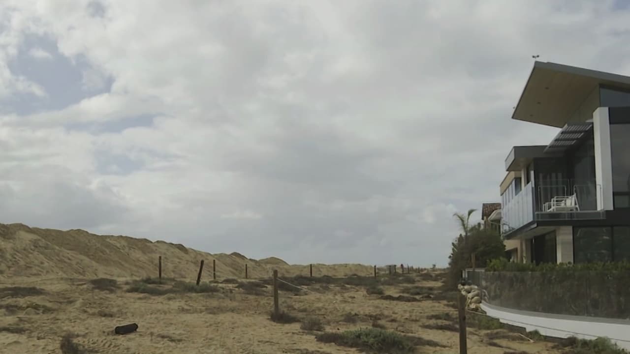 Newport Beach busca protegerse de inundaciones provocadas por “El Niño” con un nuevo muro; así avanza su labor