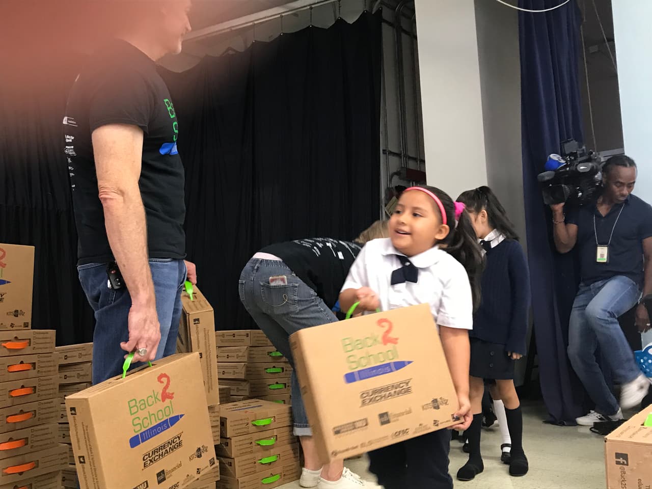 Los mayores se alegraron al ver la felicidad en las caras de los más pequeños.