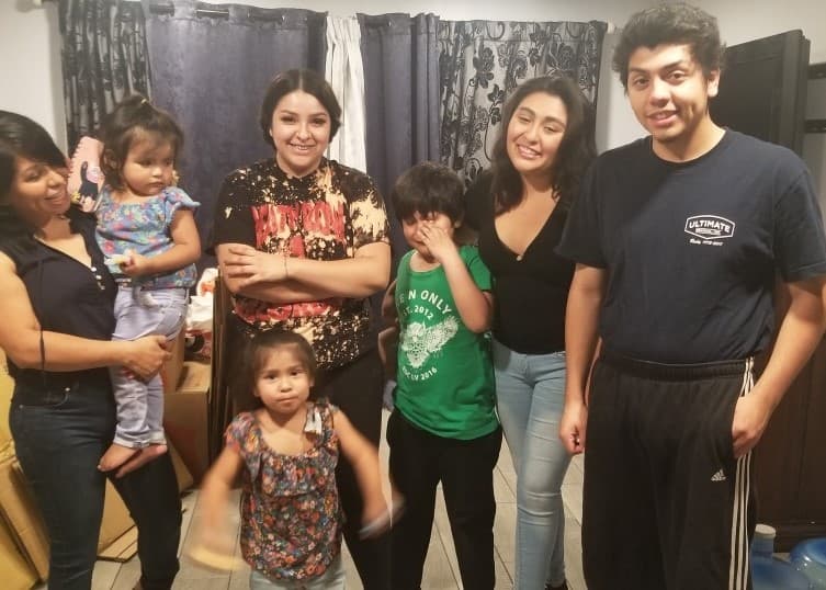 La lucha de una madre inmigrante con 8 hijos para no terminar en la calle por un desalojo “injusto”