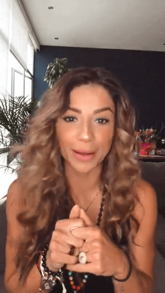 En su declaración, 'Ferka' dijo que "lo mejor es alejarse" de Estrada y resaltó que, para ella, primero estaba "el amor propio".
<br>