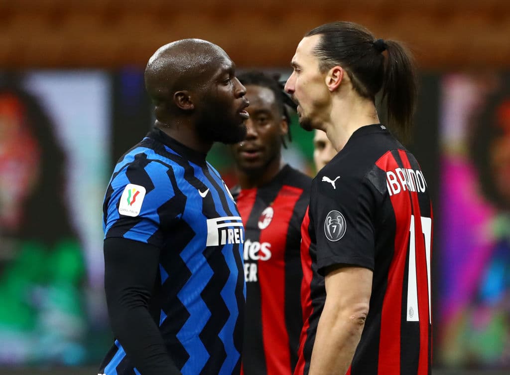 Zlatan Ibrahimovic (31’) puso al frente a los de Pioli con un soberbio tiro raso. El astro sueco salió expulsado del terreno de juego a los 58’; su primer amarilla llegó tras pelear con Lukaku y la segunda al derribar por la espalda a Kolarov. Lukaku (71’) marcó desde los once pasos el empate. Eriksen (90+7’) clavó el segundo para Inter con un golazo de tiro libre y así acceder a las semifinales de la justa.