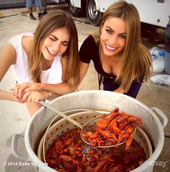 En familia, cocinan grandes cantidades.