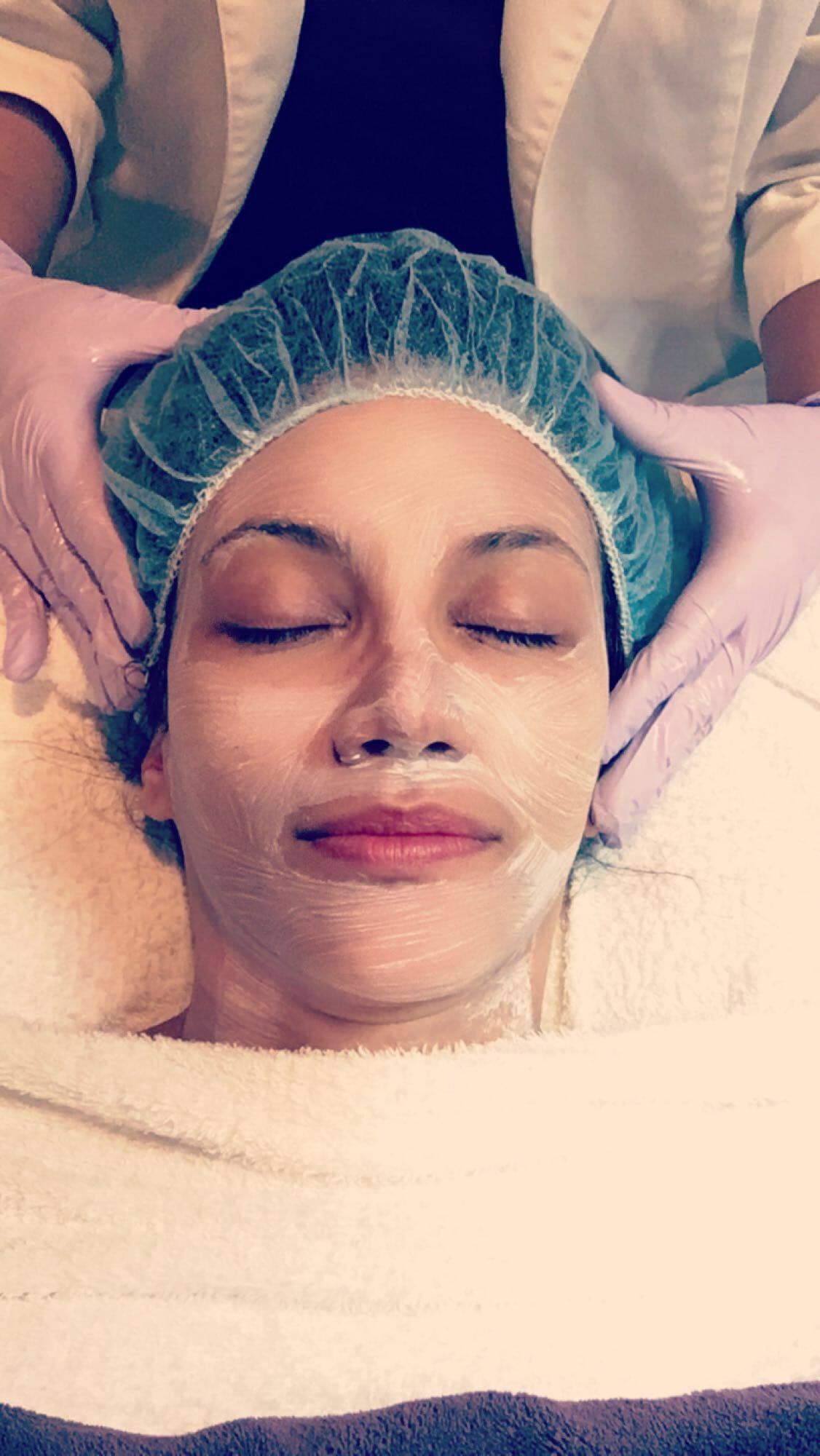 ¿Alguien sabía que existían los faciales para la alfombra roja?