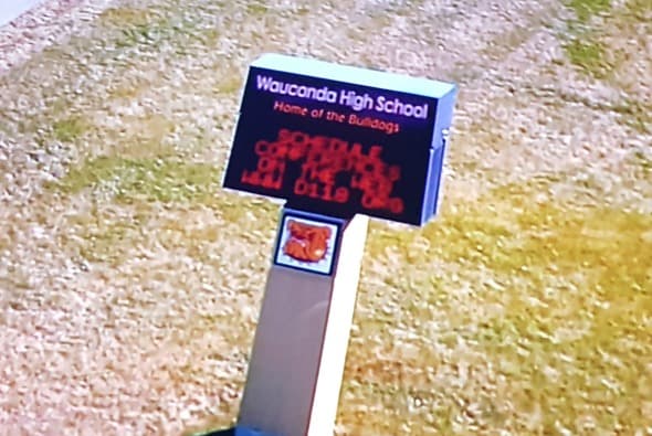 Evacuan una escuela al norte de Chicago por amenaza de bomba