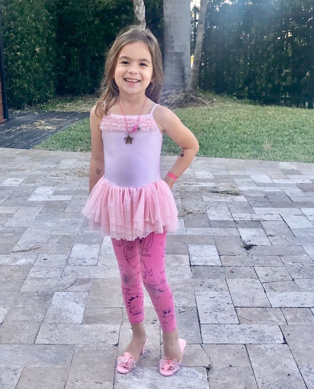 El próximo mes de mayo, Michelle cumplirá 6 años. A ella le encanta disfrazarse, la gimnasia y pasar tiempo en familia.