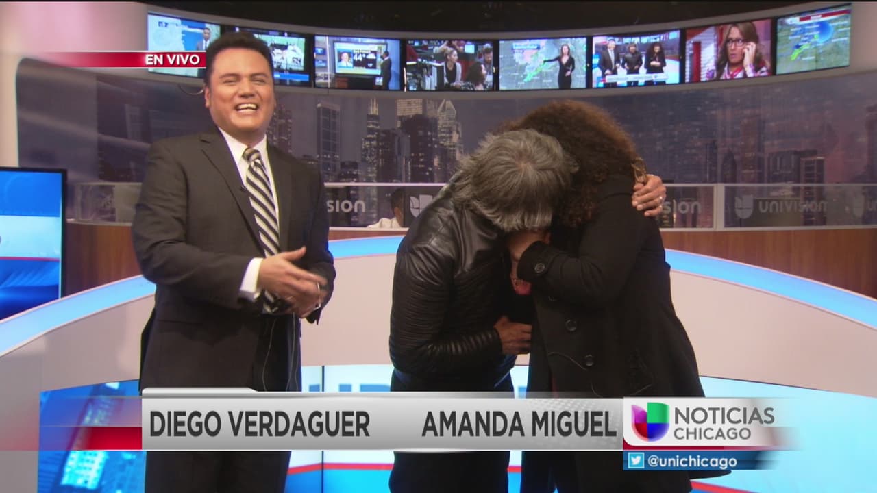 Diego y Amanda nunca perdieron la oportunidad de demostrar cuánto se querían y los estudios de Univisión Chicago no fueron la excepción.