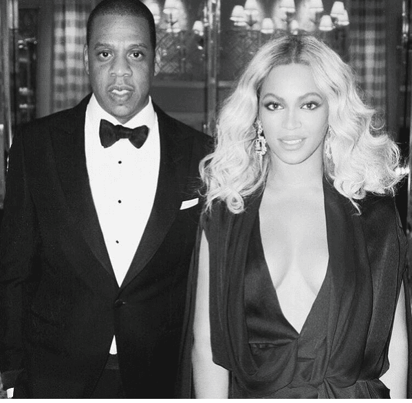 Hoy es cumpleaños del rapero Jay Z y su esposa es una experta en darle todo lo que quiere en una fecha tan especial.