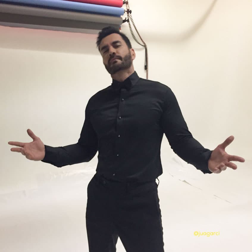 <b><a href="http://www.univision.com/temas/david-zepeda">David Zepeda</a></b> sorprendió a sus fans al anunciar su 
<b>participación en el show <a href="http://www.univision.com/shows/hoy/sergio-mayer-regresa-con-el-espectaculo-solo-para-mujeres-video">'Solo para mujeres'</a></b>, donde será uno de los famosos que formen parte del elenco.