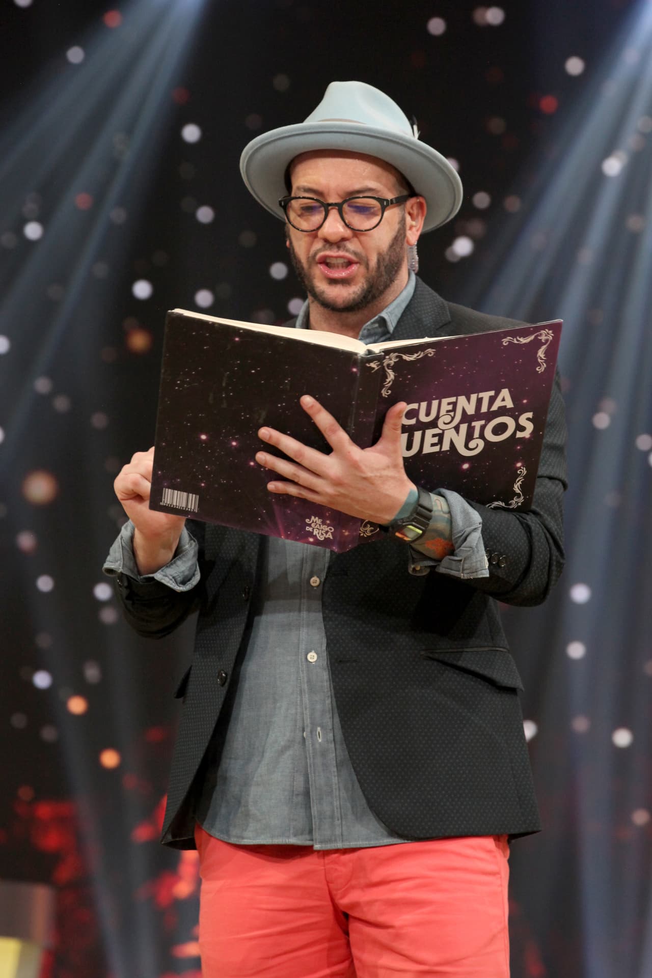 Había llegado la hora del Cuentacuentos. En este segmento Faisy leyó el relato 'Emergencia de reyes magos'. Las participantes (Mariana y Angélica) debieron hacer acopio de su memoria para recordar los datos 'duros' que el conductor mencionó, porque después les haría preguntas; la que respondiera mal tenía que morder un chile jalapeño.
