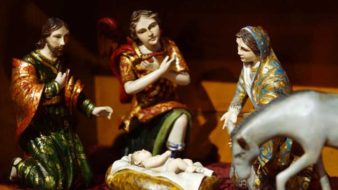 Las posadas se celebran en México desde hace aproximadamente 425 años y su finalidad es prepararse para la Navidad. Representan el viaje de nueve días que María y José realizaron de Jerusalén hacia Belén donde nació Jesús según la tradición cristiana.