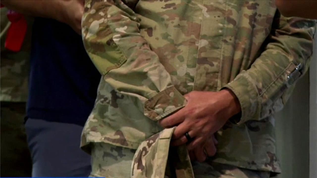 Investigación revela detención de más de 50 familiares de militares estadounidenses por ICE