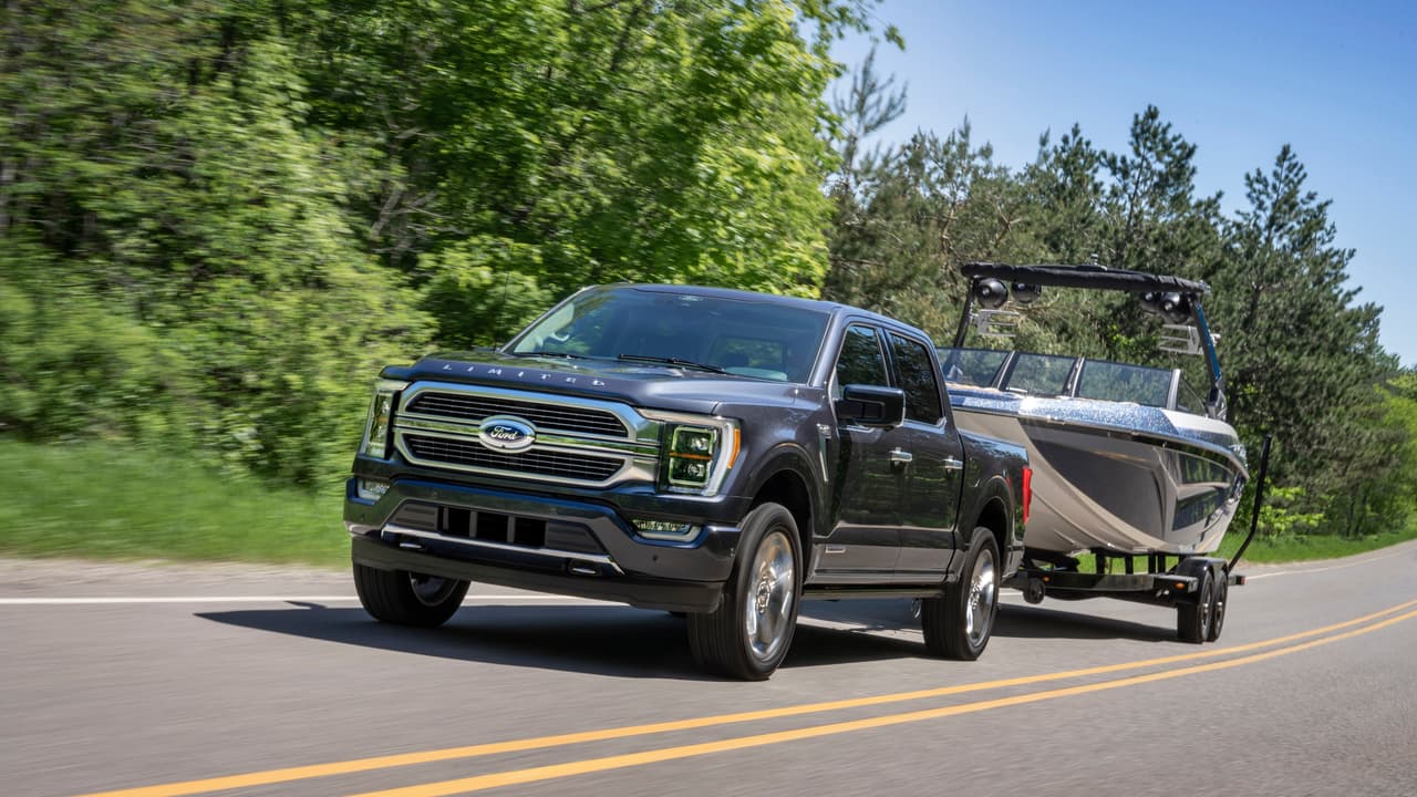 La Ford F-150, la variante más emblemática de la serie, llega totalmente nueva para 2021.