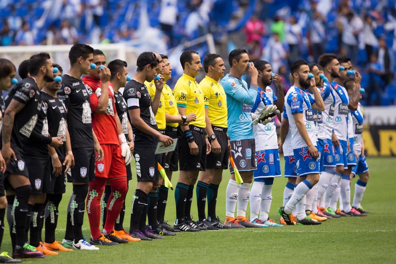 Fue una jornada especial en la que ambos equipos usaron narices azules como apoyo a la lucha contra el autismo.
