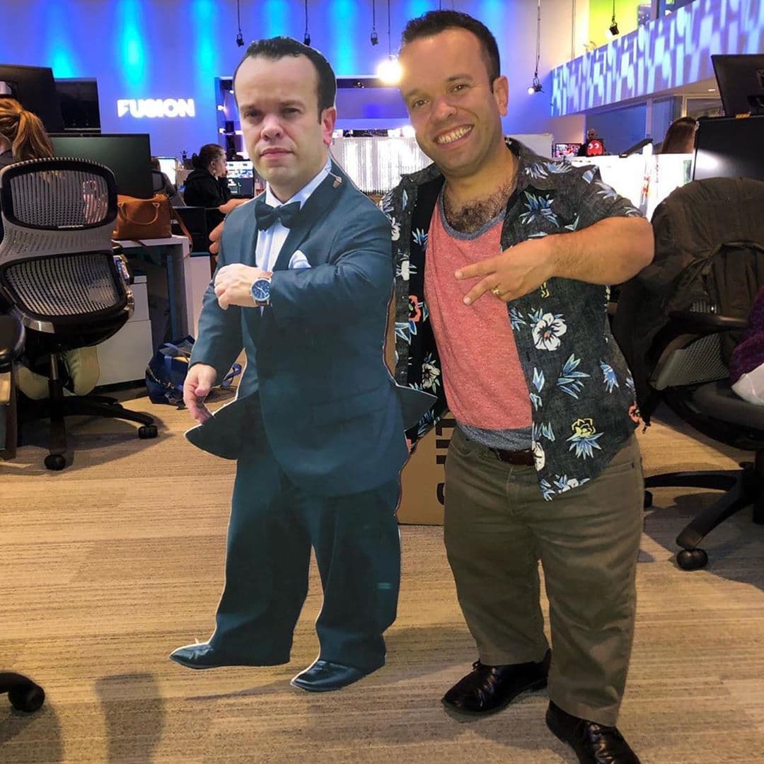 El cubano vive con acromioplastia, una condición que no le permitió crecer después de los 10 años.