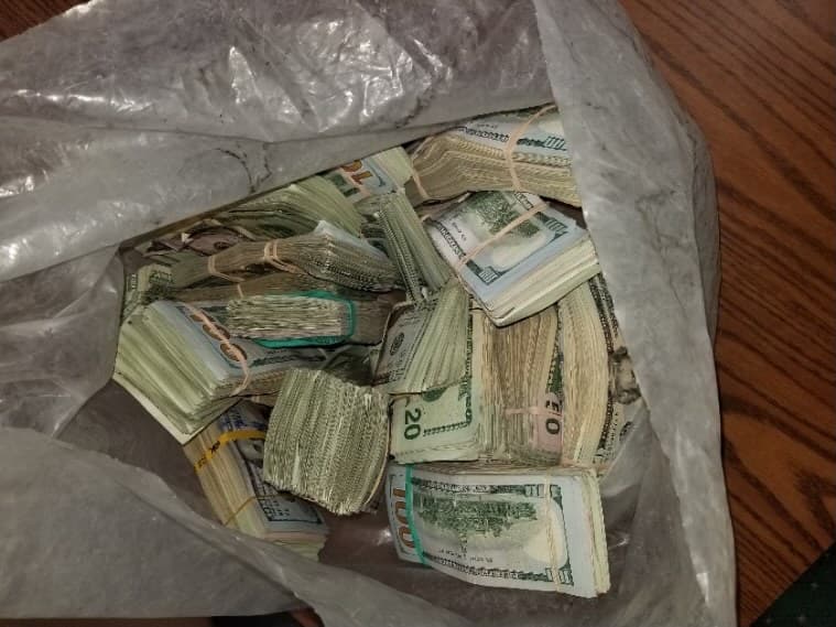 Los principales sospechosos que fueron detenidos fueron Joe Carmona y Sirjoe Carmona, ambos de 30 años de edad y residentes de Ivanhoe.