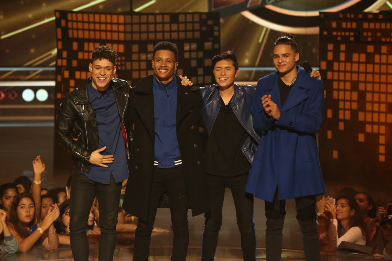 "Para triunfar hay que mantener los pies en la tierra", les dijo Mario en su evaluación. 
<a href="http://www.univision.com/shows/la-banda/mario-para-triunfar-hay-que-mantener-los-pies-en-la-tierra-video" target="_blank">¿Qué dijeron Laura y Wisin?</a>