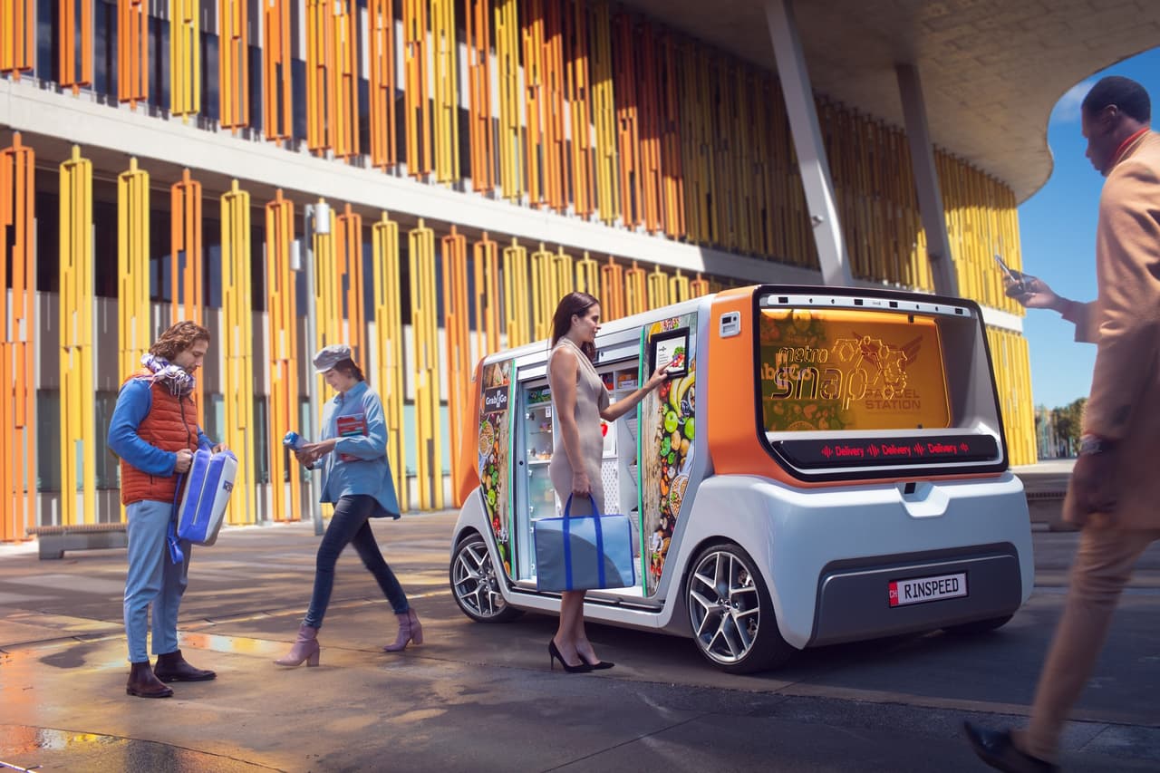 El ‘MetroSnap’ es un auto eléctrico al que se le adaptan rápidamente carrocerías con asientos para pasajeros o contenedores para mercancía. Su diseño de alta tecnología basado en la aviación le hace que parezca una ‘navaja suiza’ con ruedas, una máquina versátil con múltiples accesorios que se arman como un juego de Lego que logra múltiples usos y funciones.