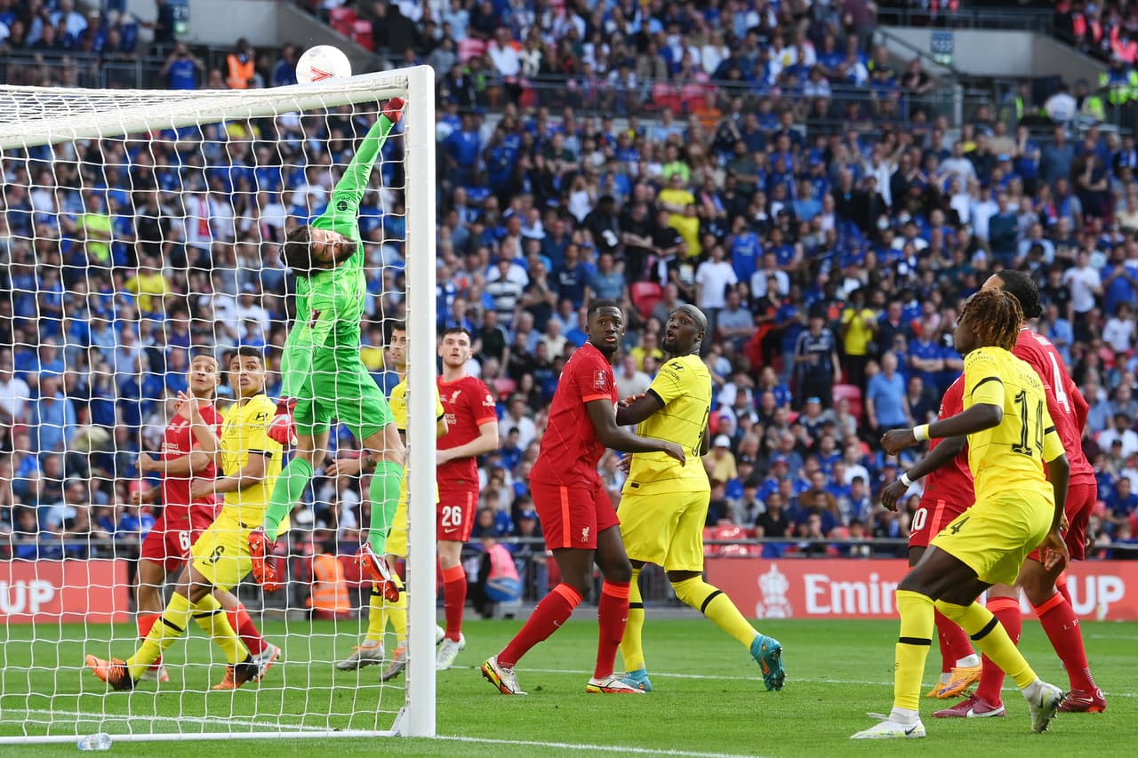 Liverpool derrotó en penales (6-5) al Chelsea tras empatar 0-0 en el tiempo regular para levantar la octava FA Cup de su historia en Wembley.