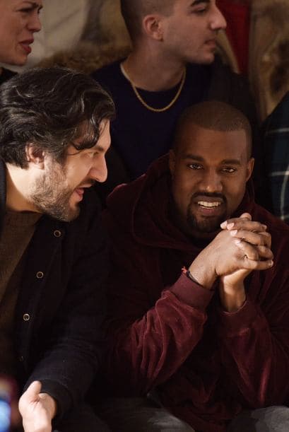 La verdad es que esto es una completa mentira, pues hay que admitir, el esposo de Kim tiene linda sonrisa.