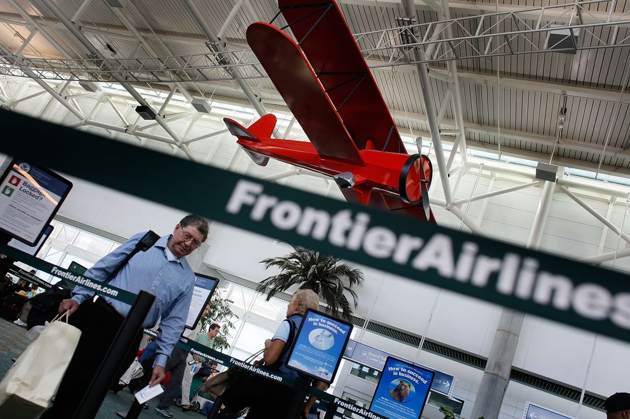 Comienza servicio de aerolínea Frontier en Aeropuerto de Newark con promoción de vuelos desde 15 dólares 