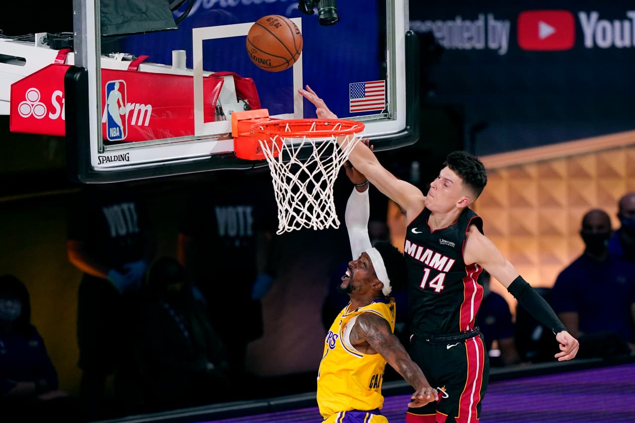Anthony Davies supera los 30 puntos en su debut victorioso de las Finales 98-116 sobre el Miami Heat.