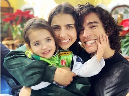 Durante la charla, Renaud recordó que tras su divorcio, tuvo que pasar un año para que 
<b><a href="https://www.univision.com/famosos/un-ano-despues-de-negarlo-michelle-renaud-y-danilo-carrera-confirman-que-se-aman-fotos" target="_blank">volviera a enamorarse</a></b>.