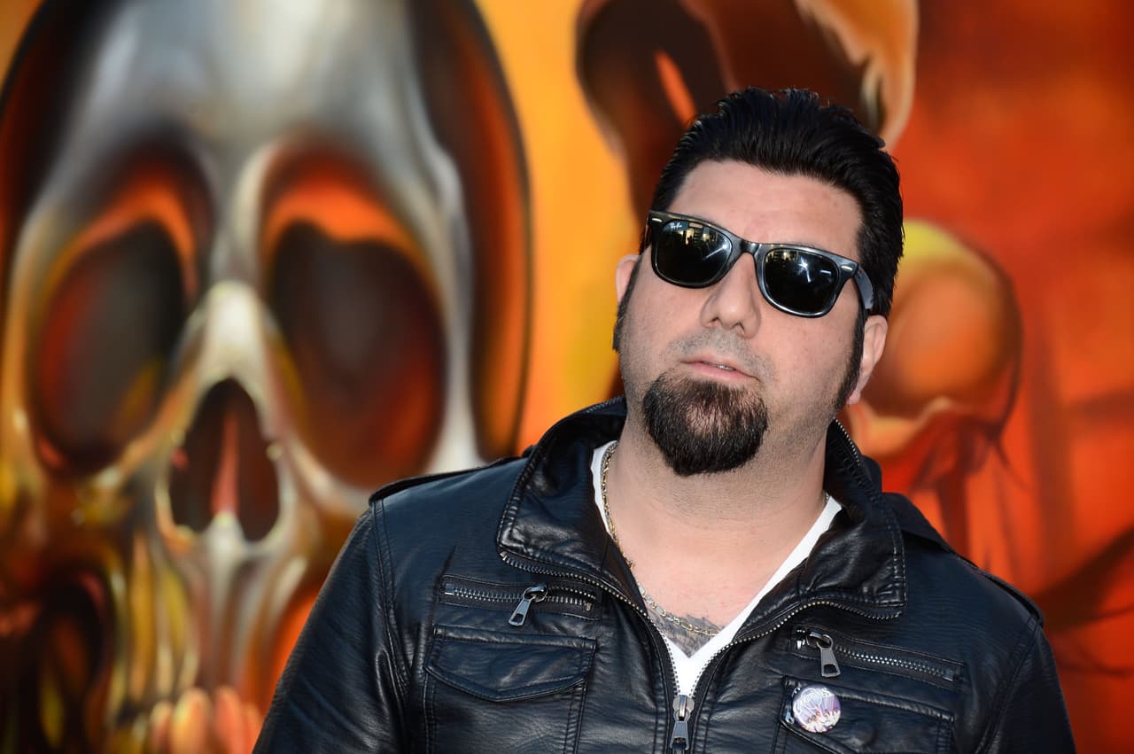 <b>Chino Moreno</b>
<br>El músico de Sacramento, California, comenzó su ascenencia profesional como vocalista y guitarrista de la agrupación 'Deftones'.