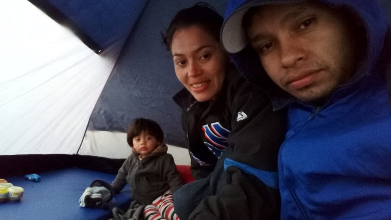 El sueño de los padres de William es poder conseguir un buen tratamiento médico para el niño y reunirse con el resto de sus hijos.