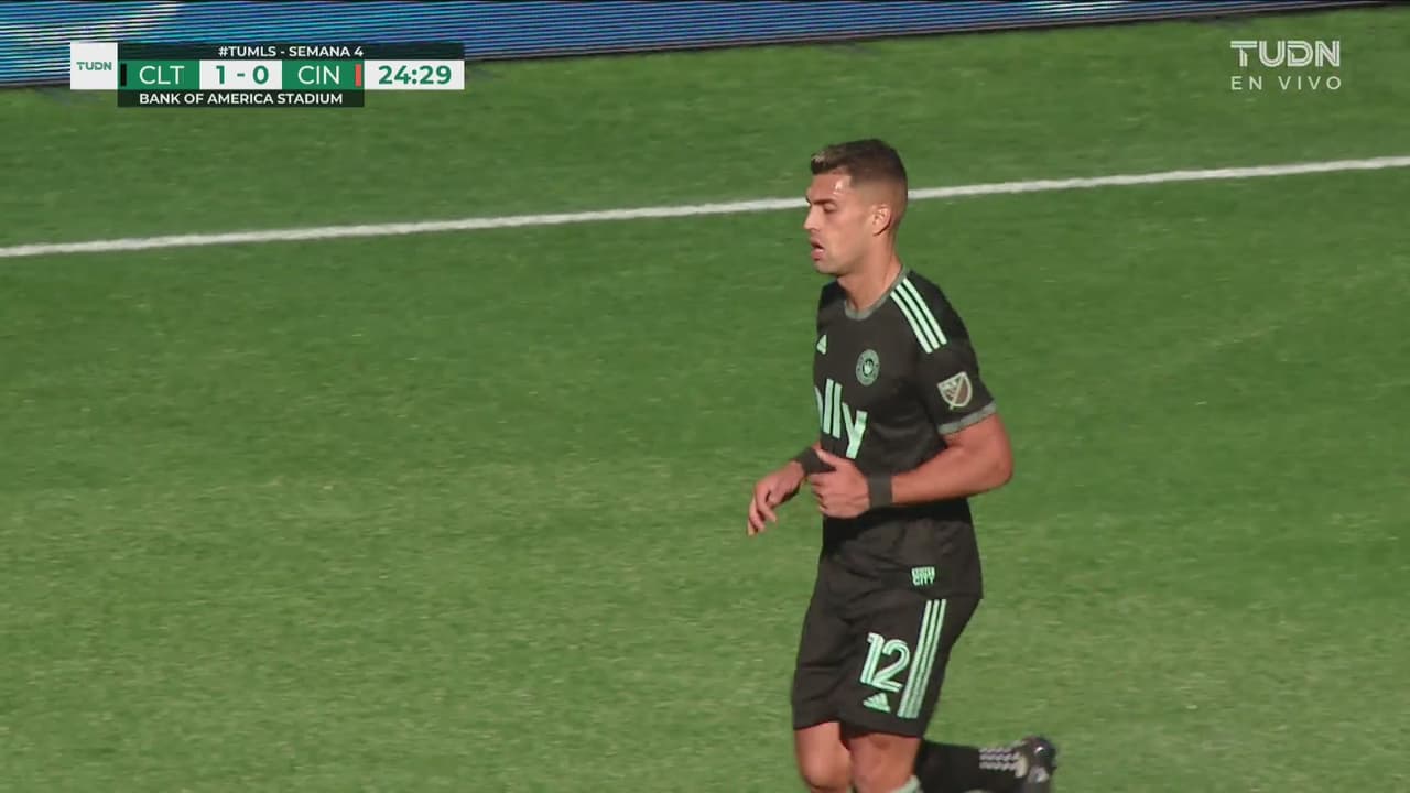 ¡El viento no le ayuda! Ríos no alcanza a llegar para empujarla