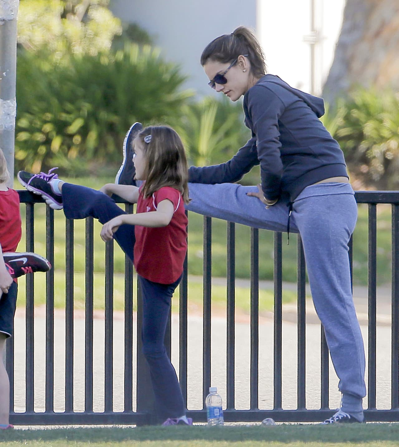 Les enseñó cómo estirarse bien.