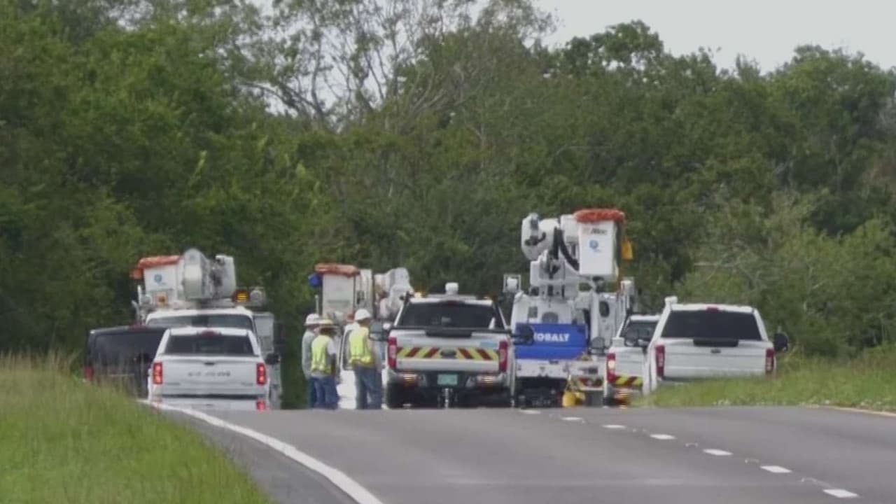 Piloto muere tras estrellarse avioneta por presunta falla de motor en Titusville, Florida