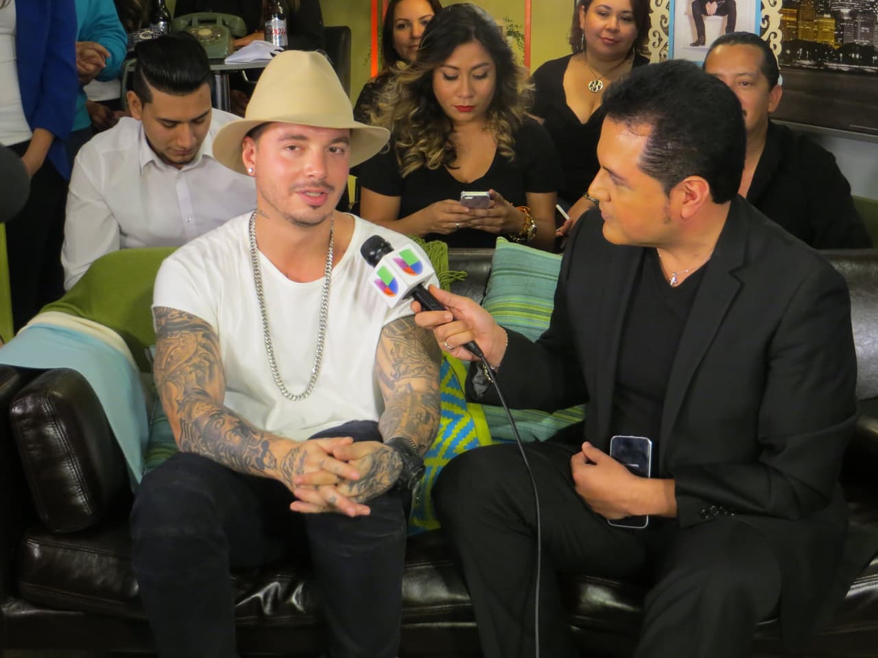 Por lo que está contento de ir a casa.