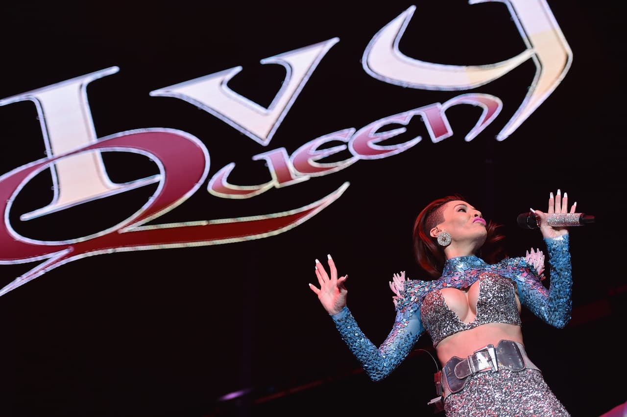 <b>Ivy Queen</b>
<br>Su nombre verdadero es Martha Ivelisse Pesante, pero todos la conocemos como Ivy Queen, una de las pioneras del reggaetón, además de compositora.