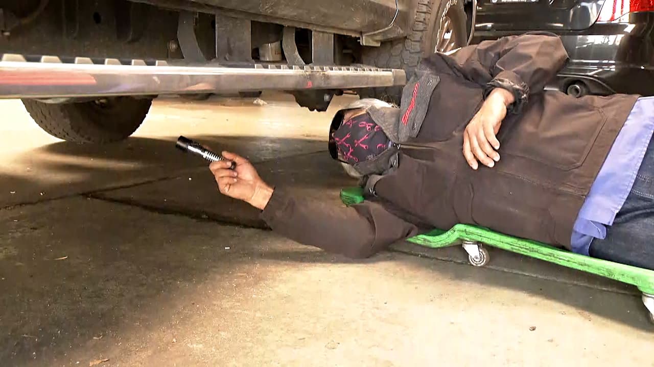 Anuncian evento en el condado San Mateo para prevenir el robo de convertidores catalíticos