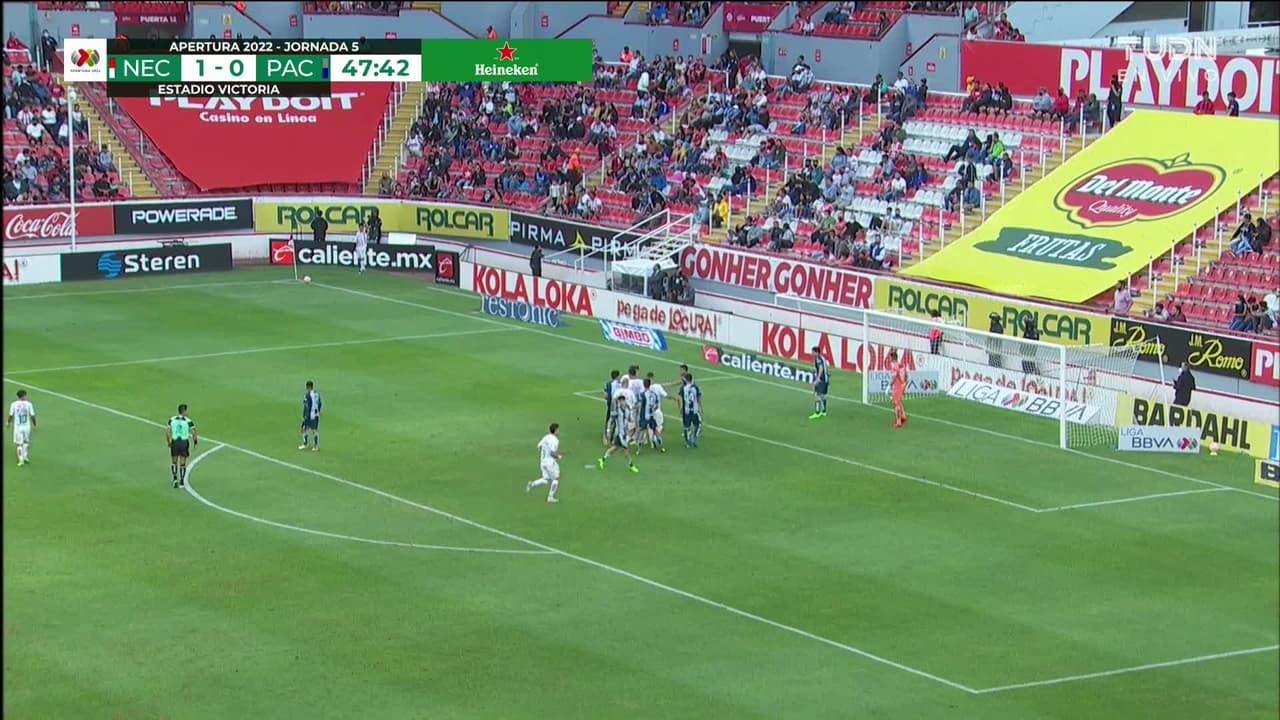 ¡TIRO ATAJADO! disparo por Milton Giménez.