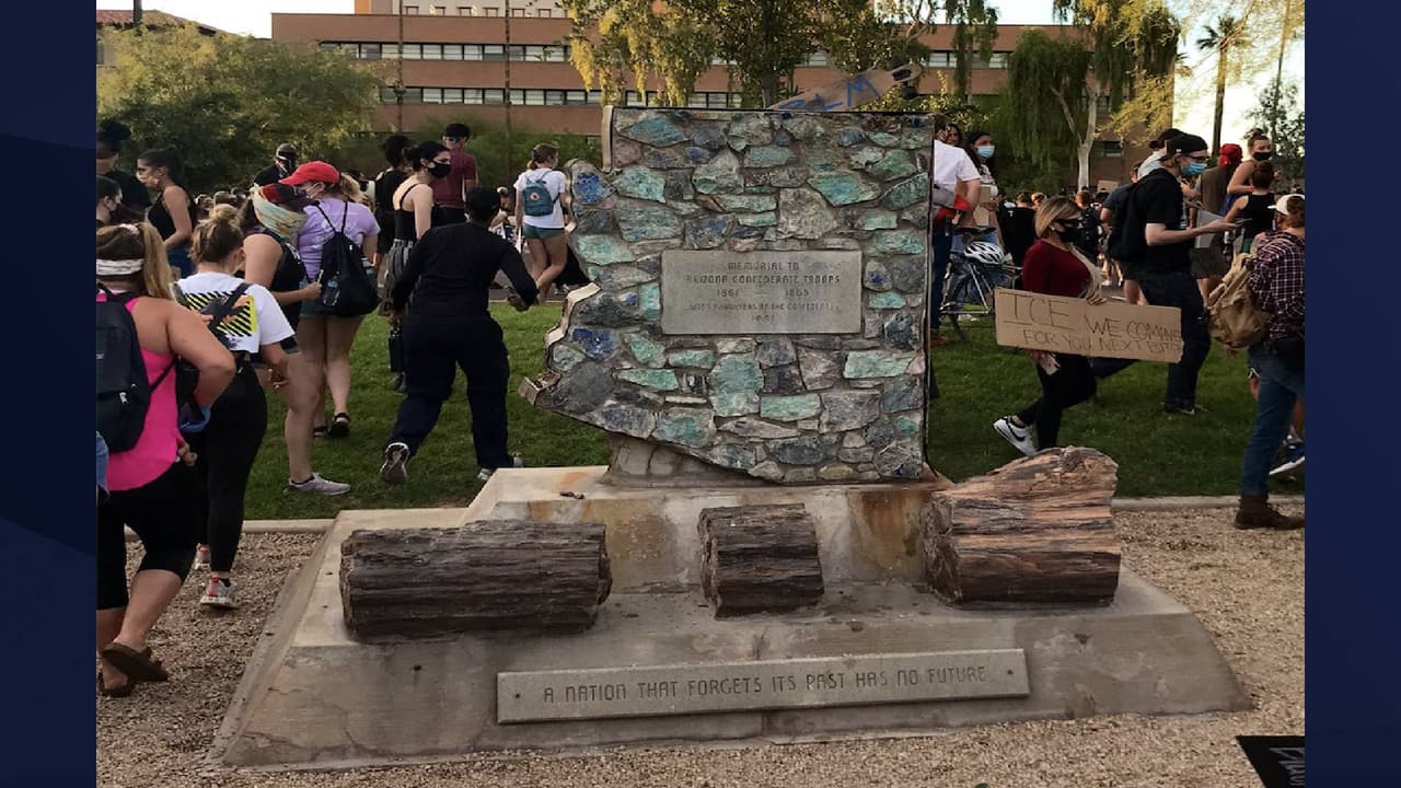 La secretaria de Estado de Arizona pide que se retire un monumento confederado del Capitolio Estatal