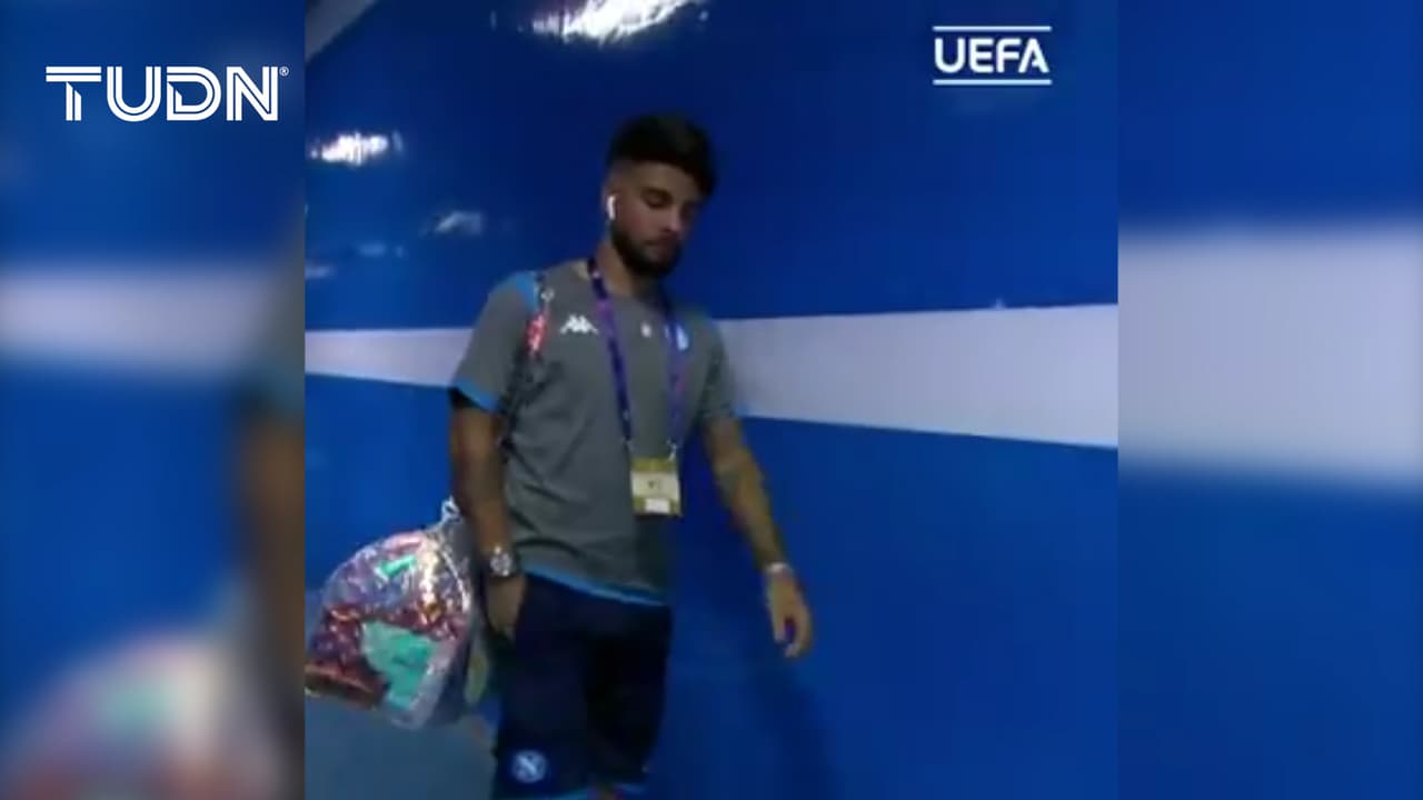 ¡Al estilo de Gignac! Así la mochila de Lorenzo Insigne en su llegada a San Paolo