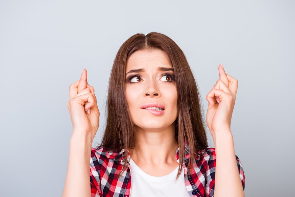 <b>Las creencias y la suerte</b>
<br>Cuando alguien cree en algo, aunque no exista, para esa persona es real. La creencia en la buena o mala suerte depende de lo que cada persona crea. Para un creyente de cualquier cosa lo que siente es real, aunque no exista.