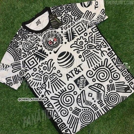 Las Águilas optaron por los colores blanco y azul, cosa que no hacen muy seguido.