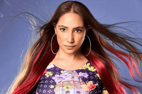 LESLIE CARTAYA PRESENTA ‘SPANGLISH’: UNA PODEROSA FUSIÓN DE CULTURAS, SONIDOS Y EVOLUCIÓN ARTÍSTICA