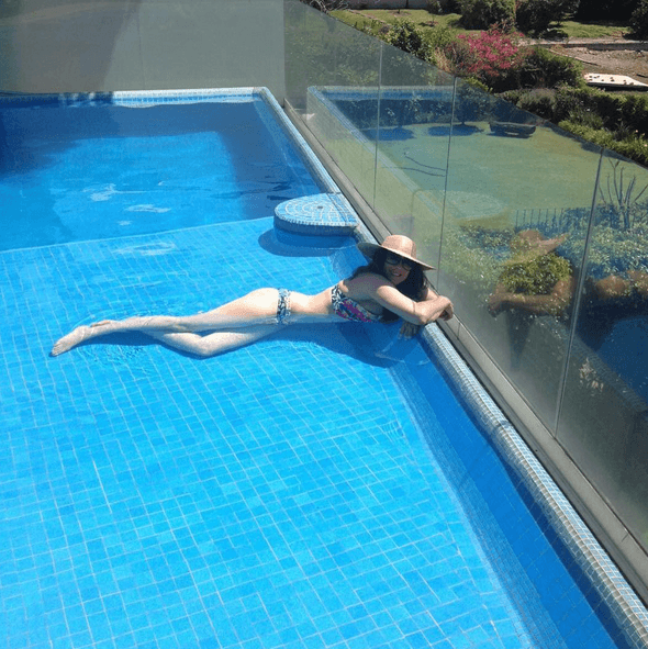 Le encanta deleitar a sus seguidores con fotos súper sexys.