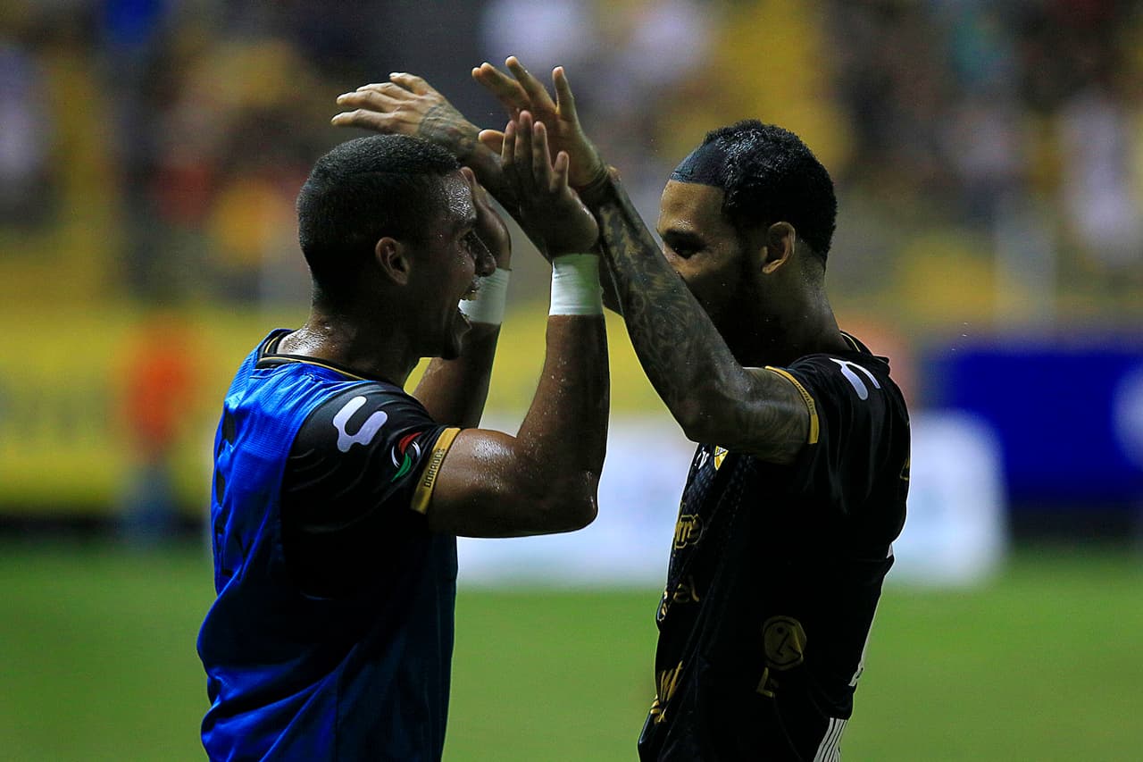 La fiesta para Dorados de Culiacán aumentó con el gol de Escoboza para el 4-1 a su favor contra Cafetaleros de Tapachula.